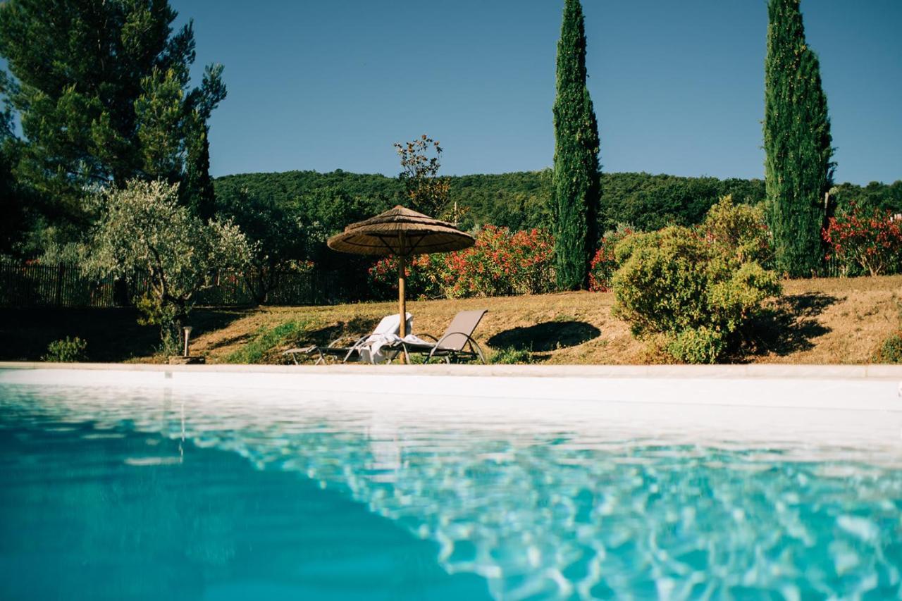 Clos Saint-Michel Resort & Spa Malaucène Buitenkant foto