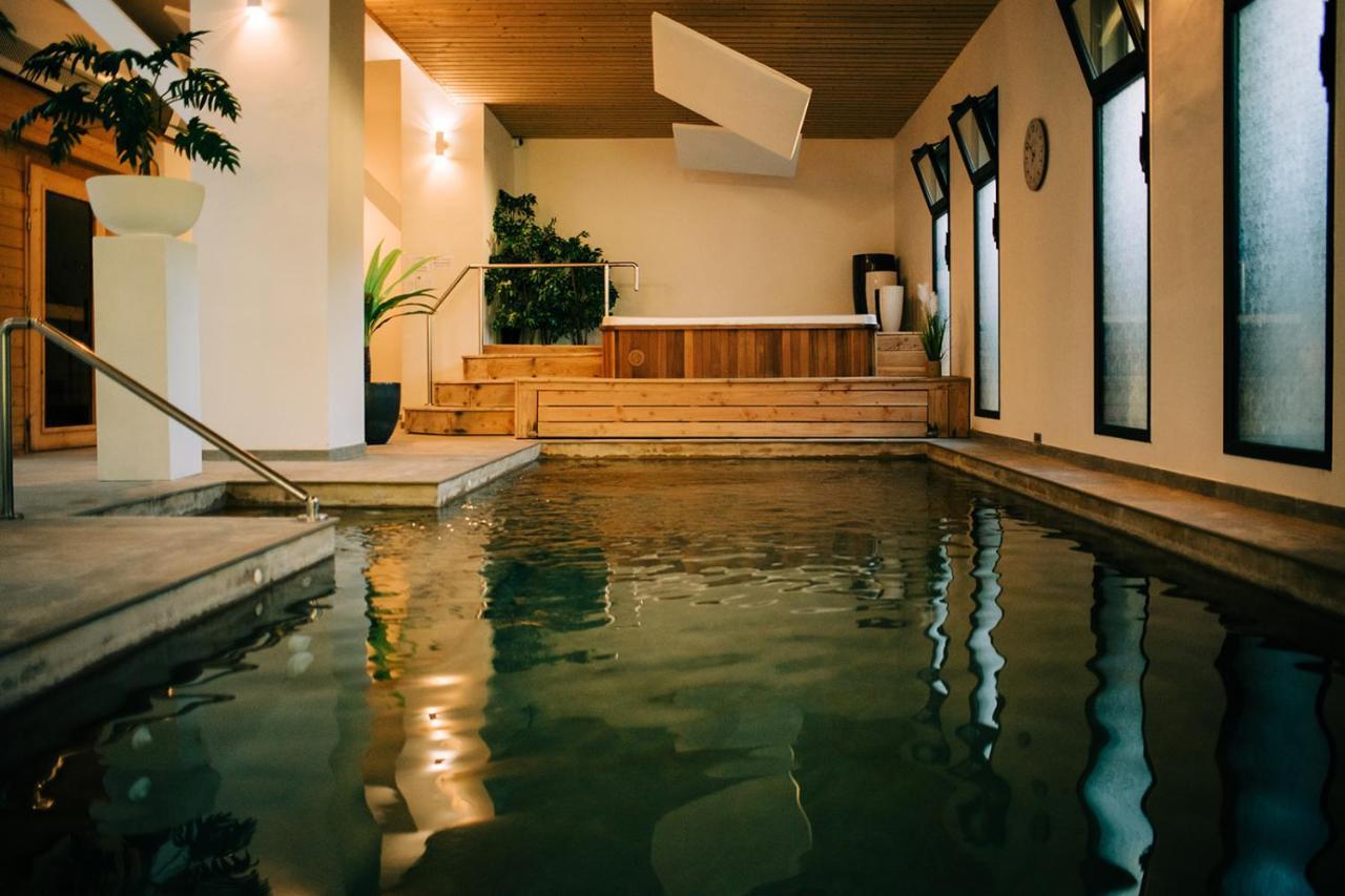 Clos Saint-Michel Resort & Spa Malaucène Buitenkant foto