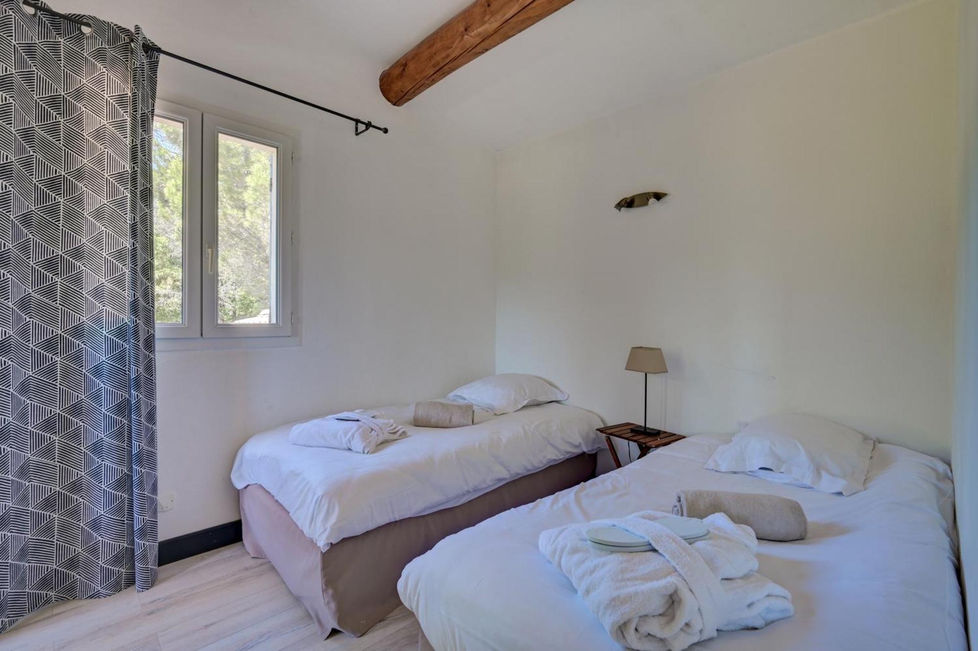 Clos Saint-Michel Resort & Spa Malaucène Buitenkant foto