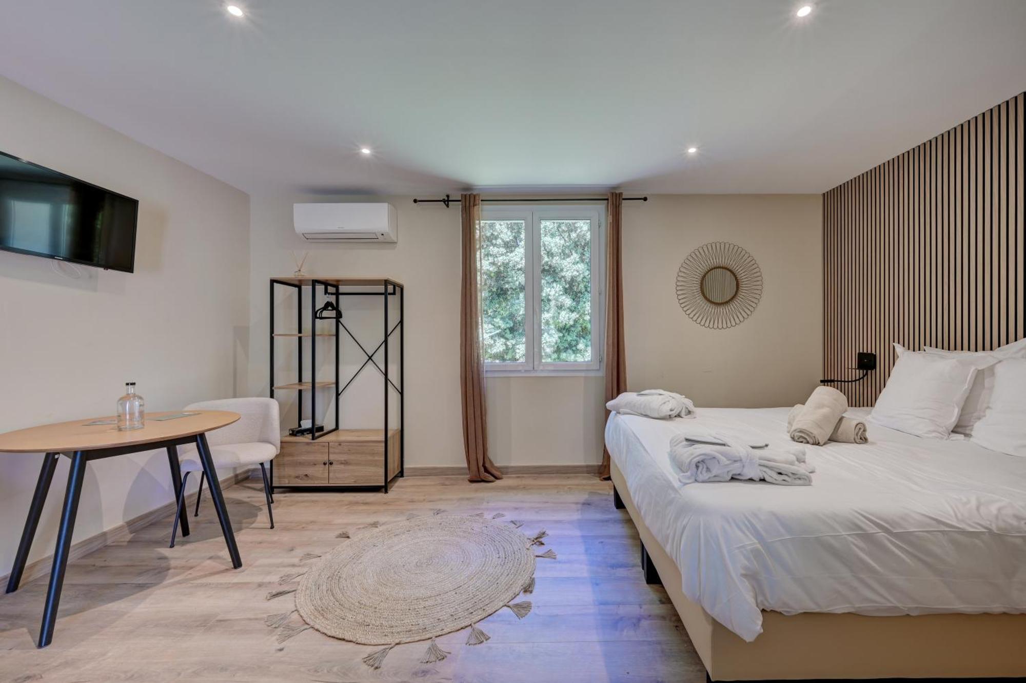 Clos Saint-Michel Resort & Spa Malaucène Buitenkant foto